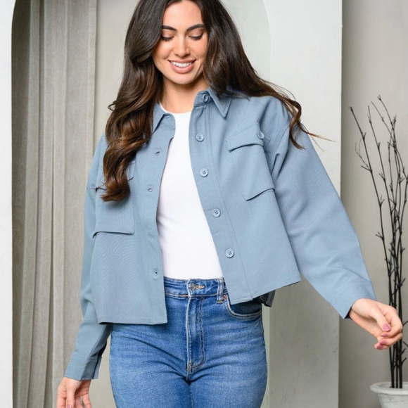 Beautiful Blue Lightweight Shacket - Picture 4 of 5